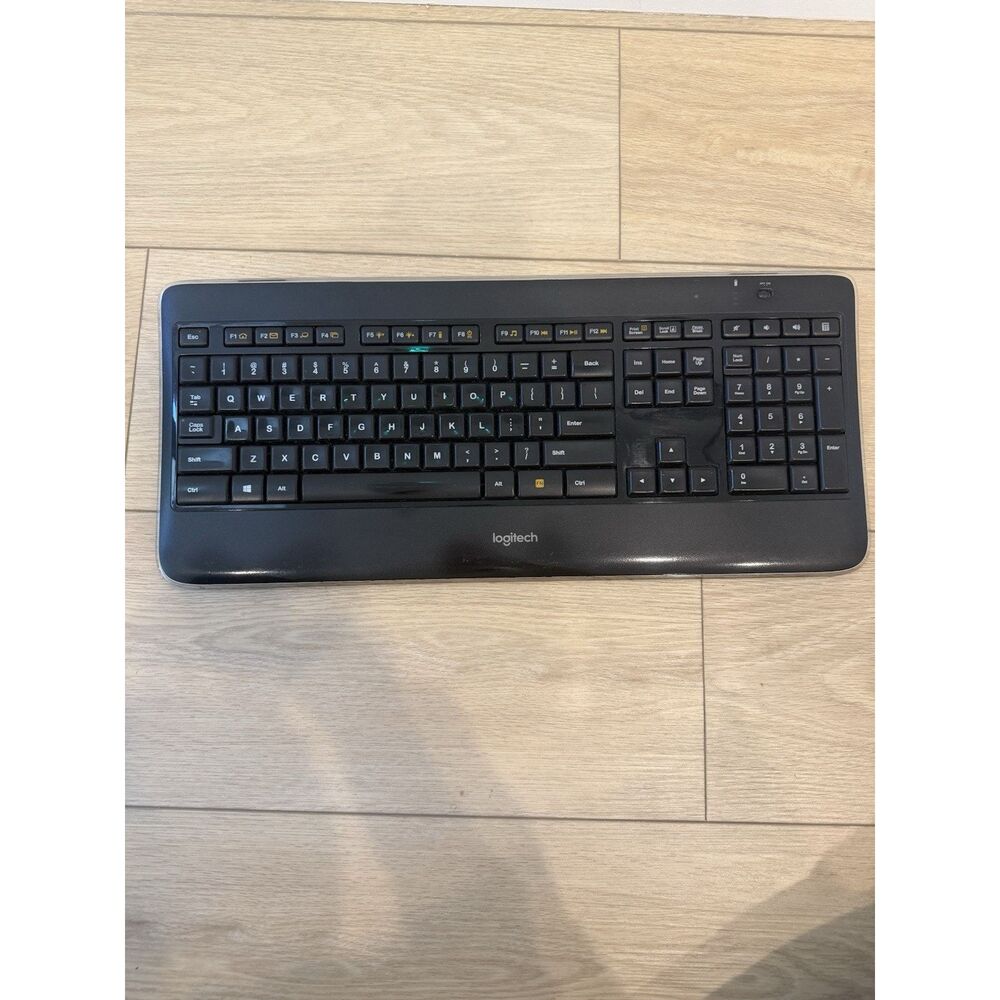 Logitech K800 Wireless Illuminated Keyboard Backlit Rechargeable No Dongle Works